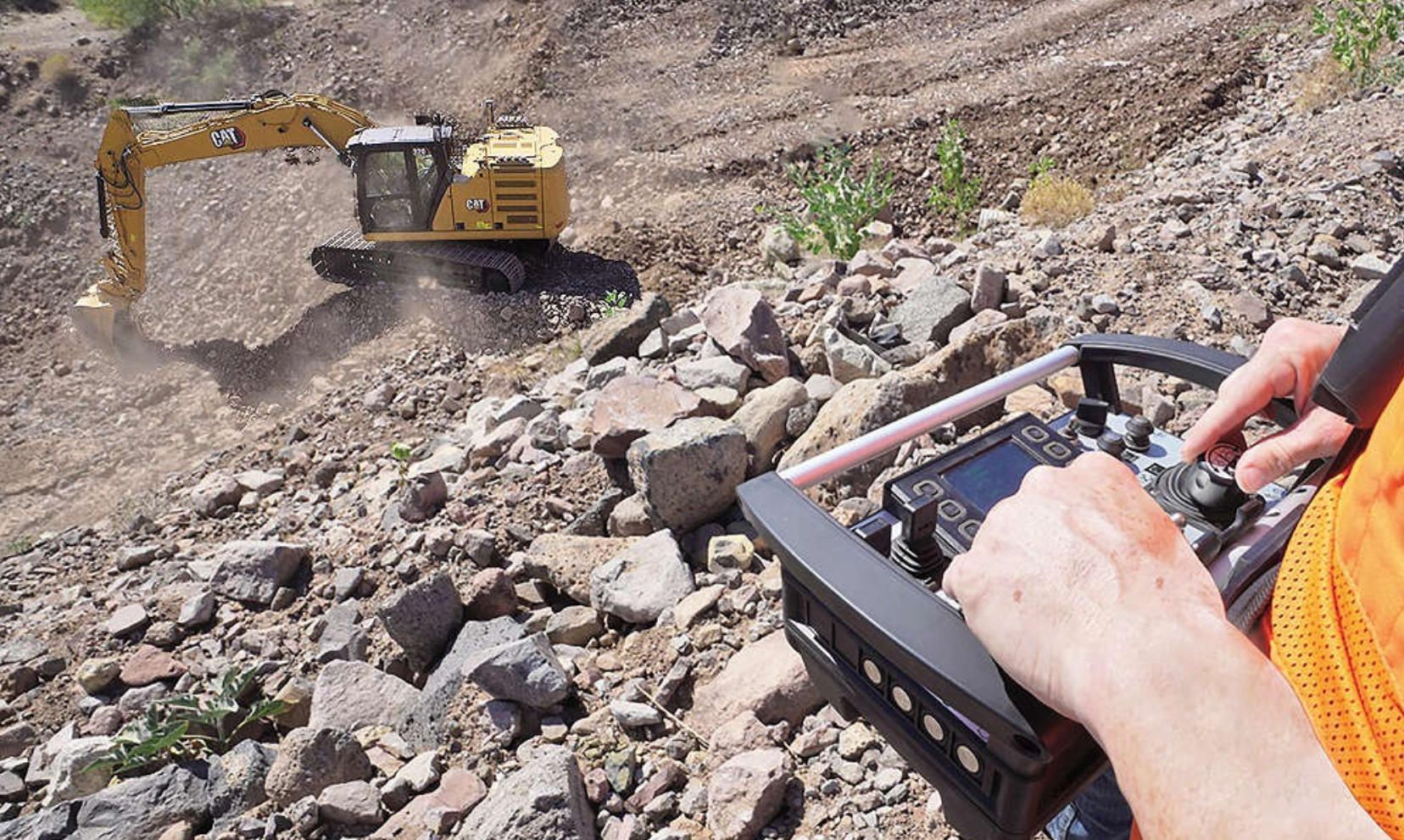 4. Cat Command Console remote control.jpg