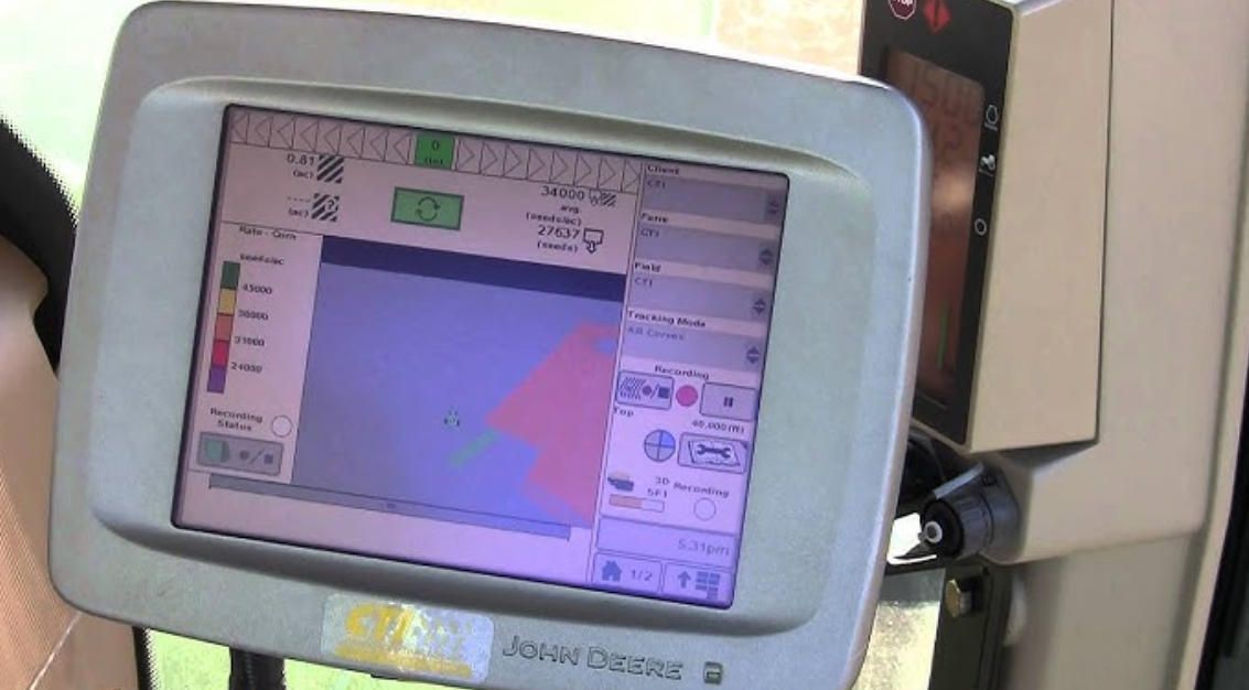 8. John Deere AutoTrac Tramline Management.jpg